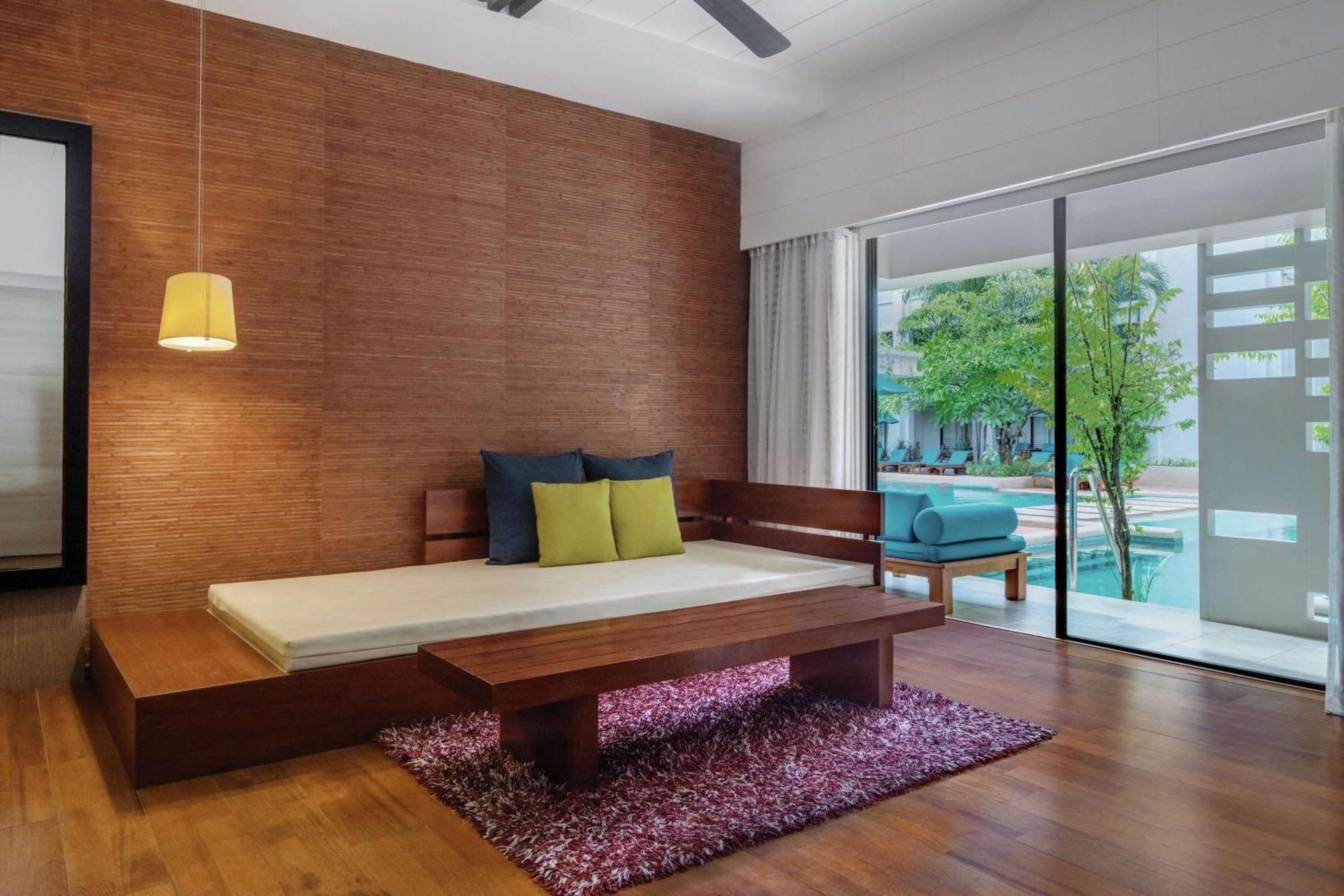 Premium King Suite Pool Access,1657139859:JPEG